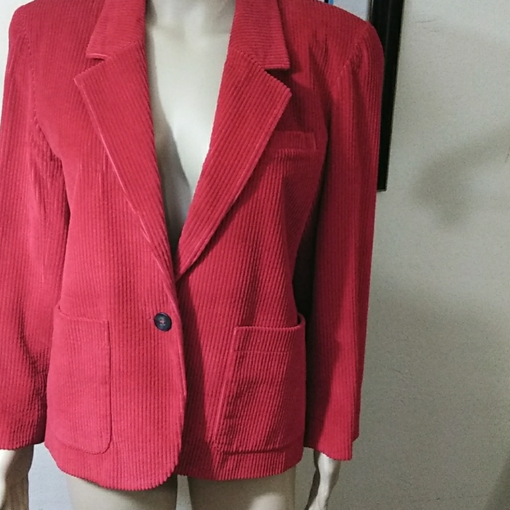 LizSport,‎ Red corduroy cotton blazer in-like new condition